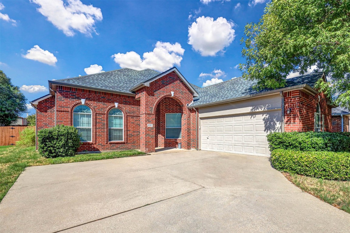 5321 Alta Loma Drive Fort Worth TX 76244
