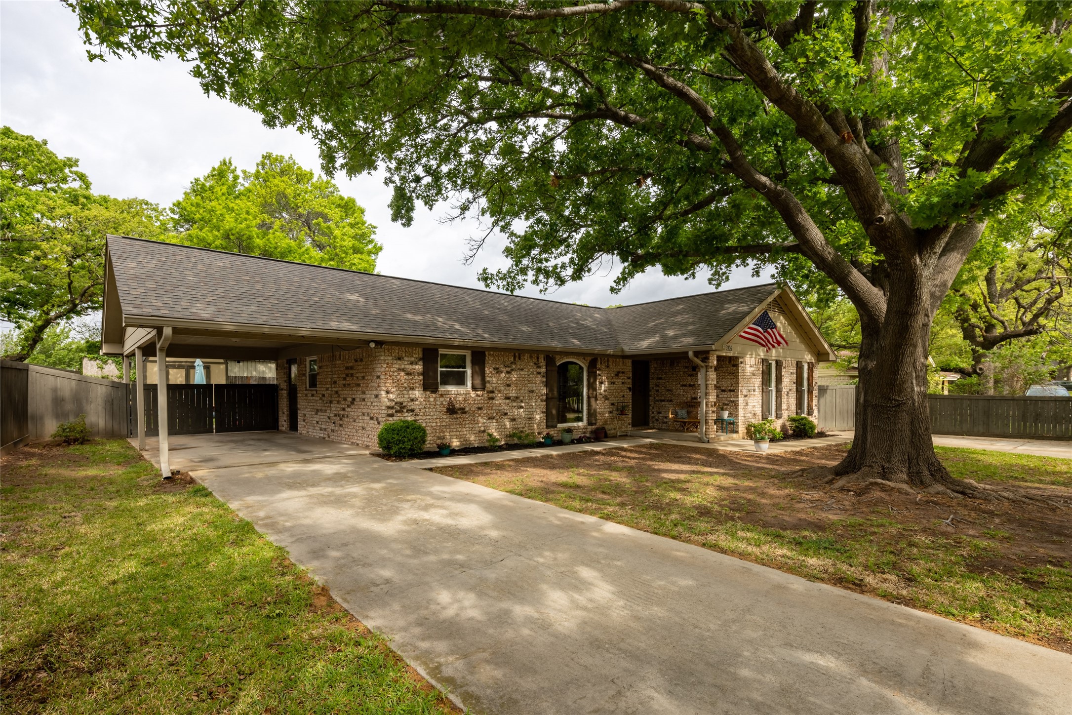 3104 S Garland Street Decatur TX 76234