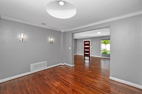 6802 Vivian Avenue Dallas TX 75223