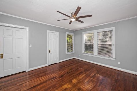 6802 Vivian Avenue Dallas TX 75223