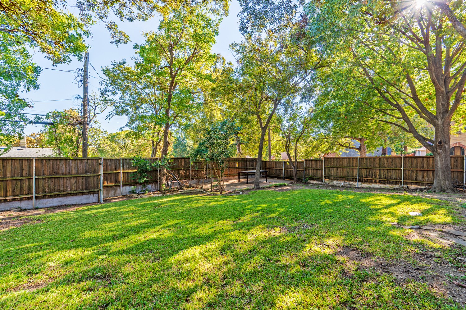 6802 Vivian Avenue Dallas TX 75223