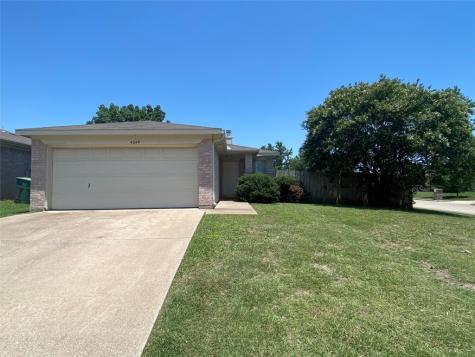 4249 Fernleaf Drive Fort Worth TX 76137