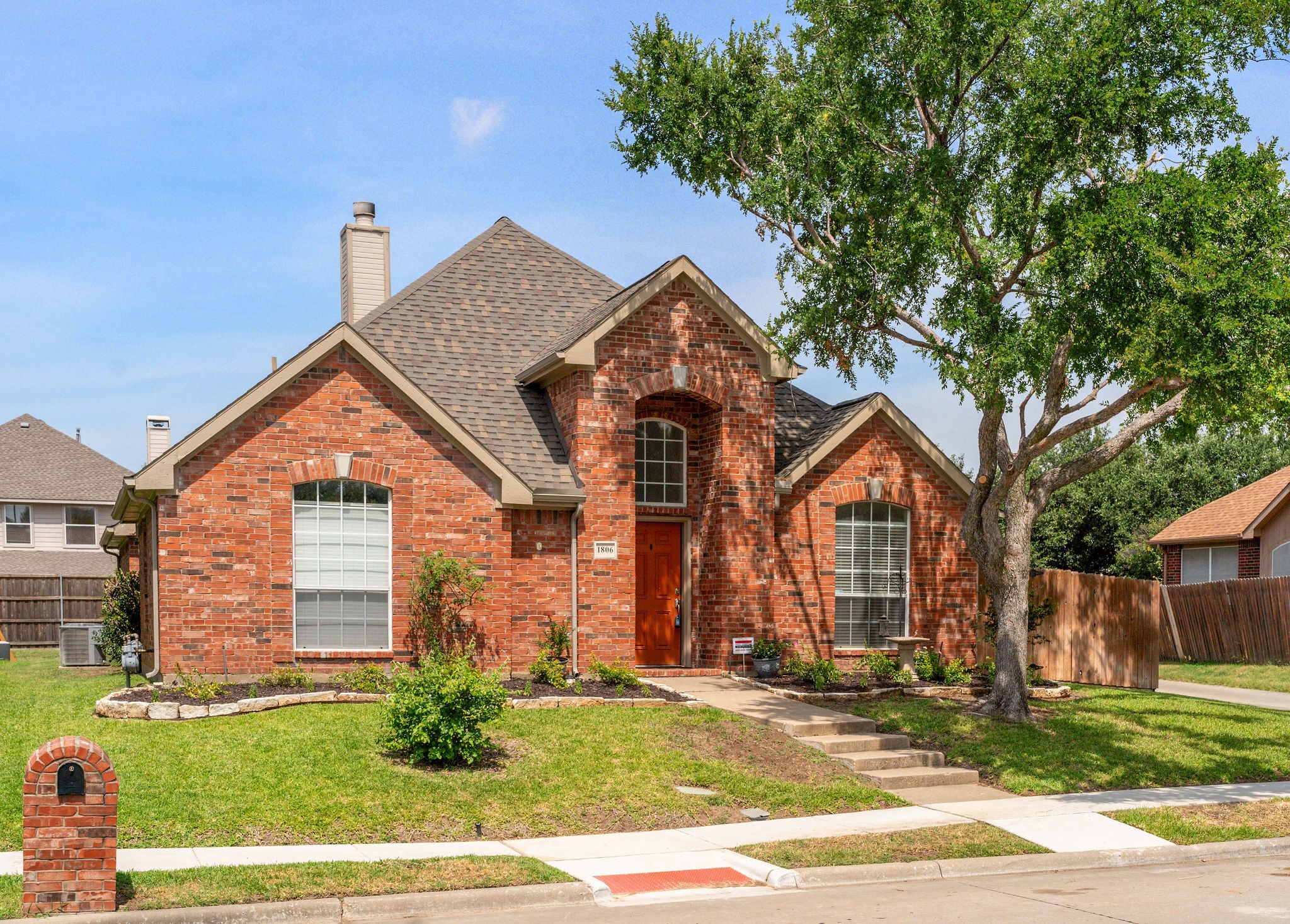 1806 Crosshaven Drive Lewisville TX 75077