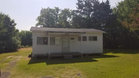 816 N 6th Street Wills Point TX 75169