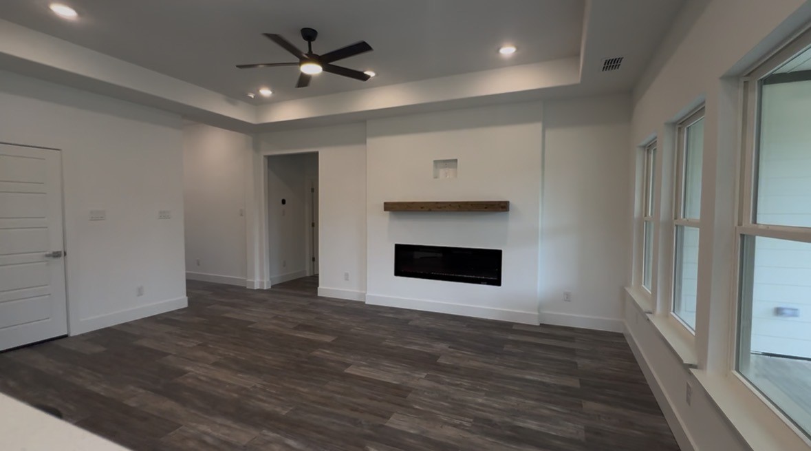 502 Palmetto Court Runaway Bay TX 76426