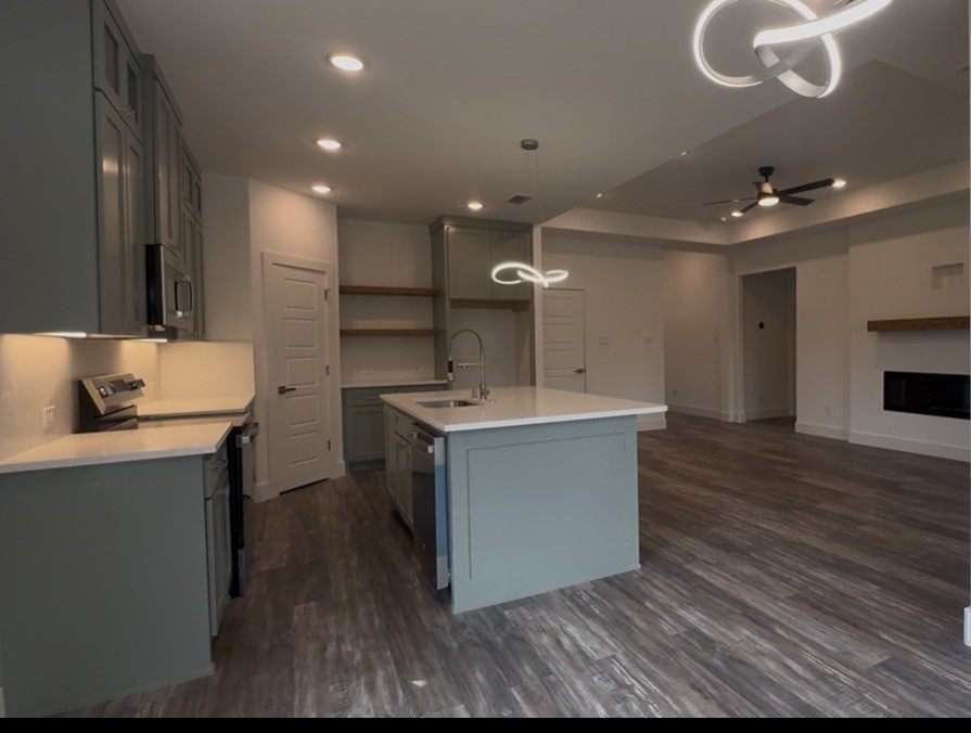 502 Palmetto Court Runaway Bay TX 76426