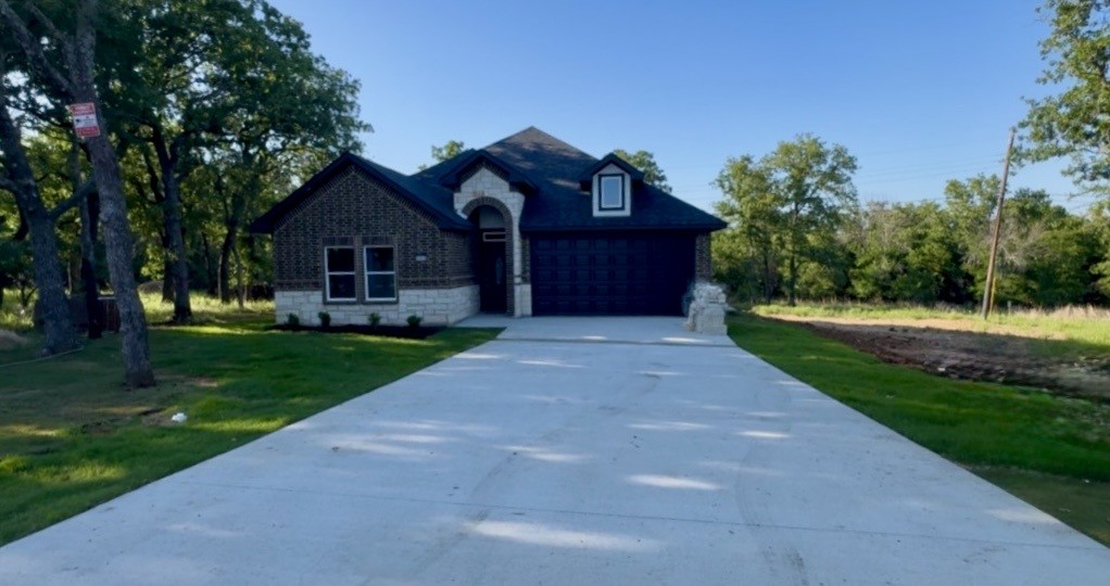502 Palmetto Court Runaway Bay TX 76426