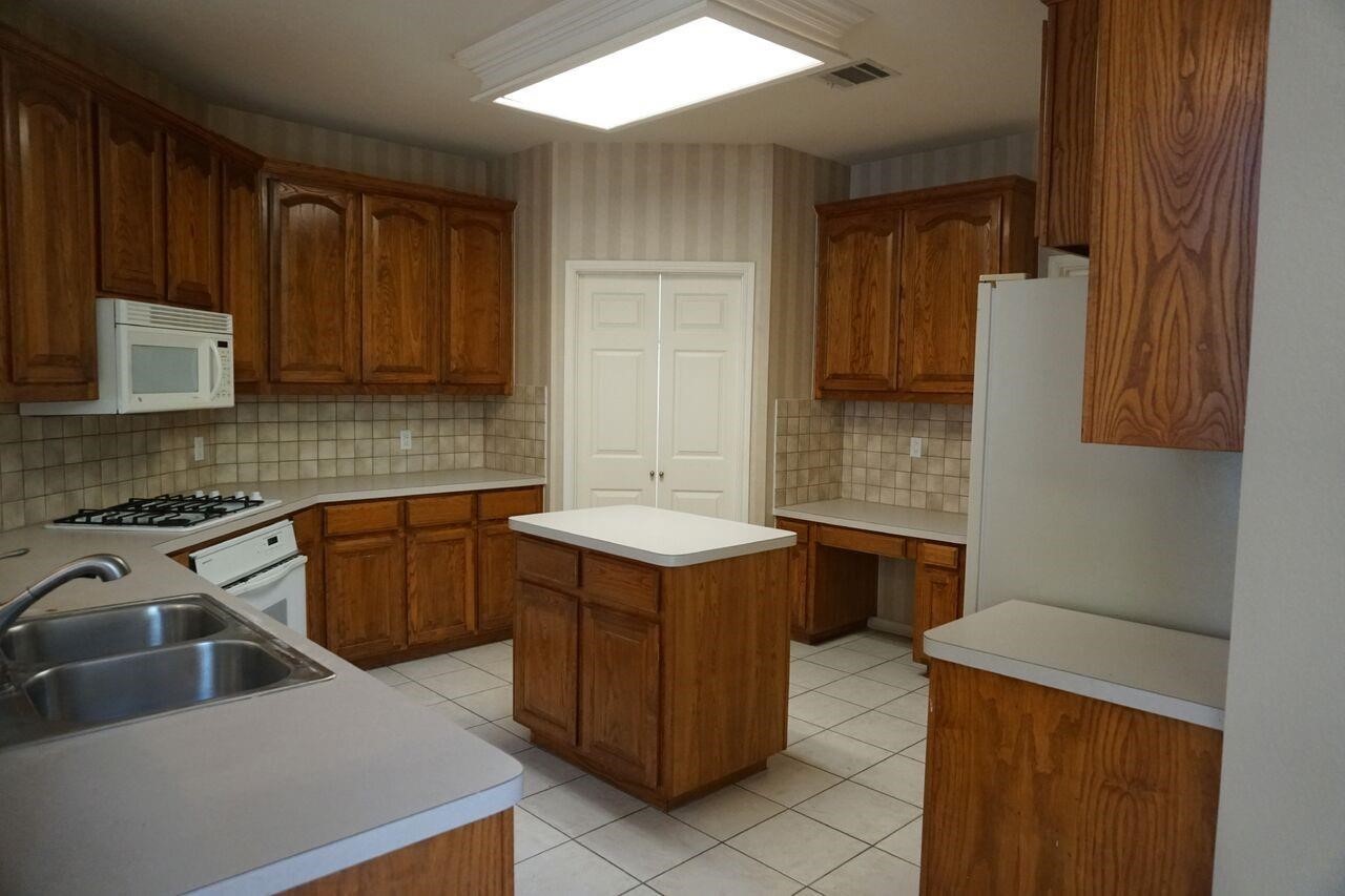 3029 Golden Gate Drive Plano TX 75025