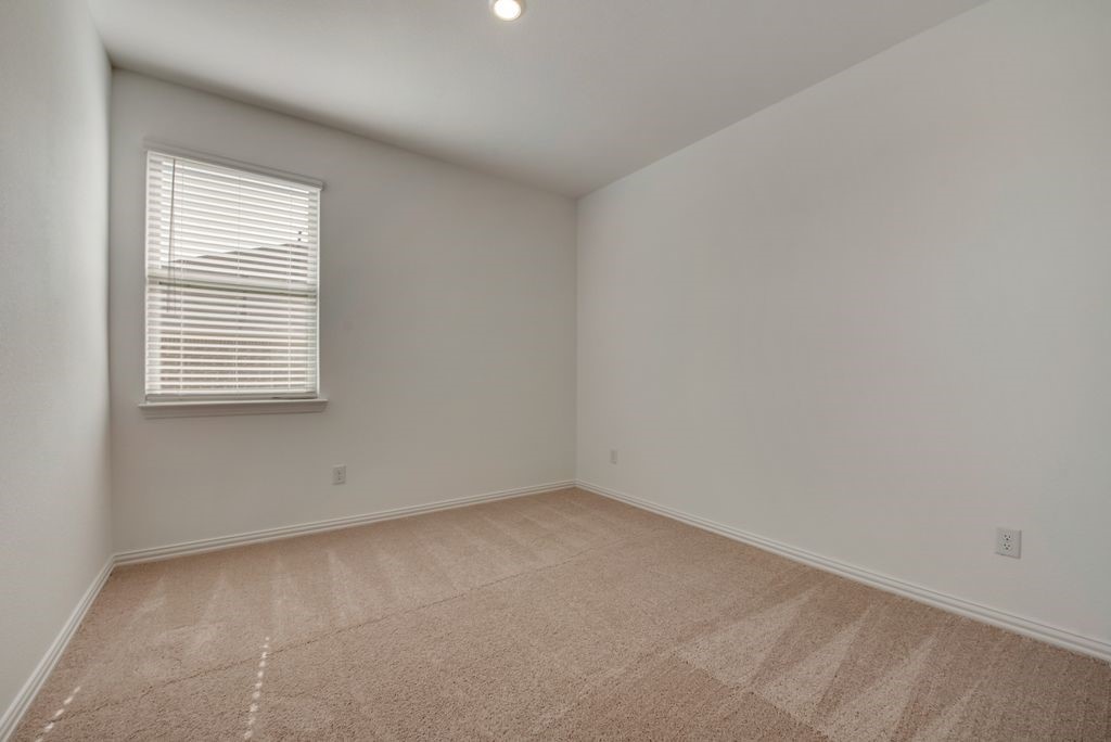 204 Coconut Drive Azle TX 76020