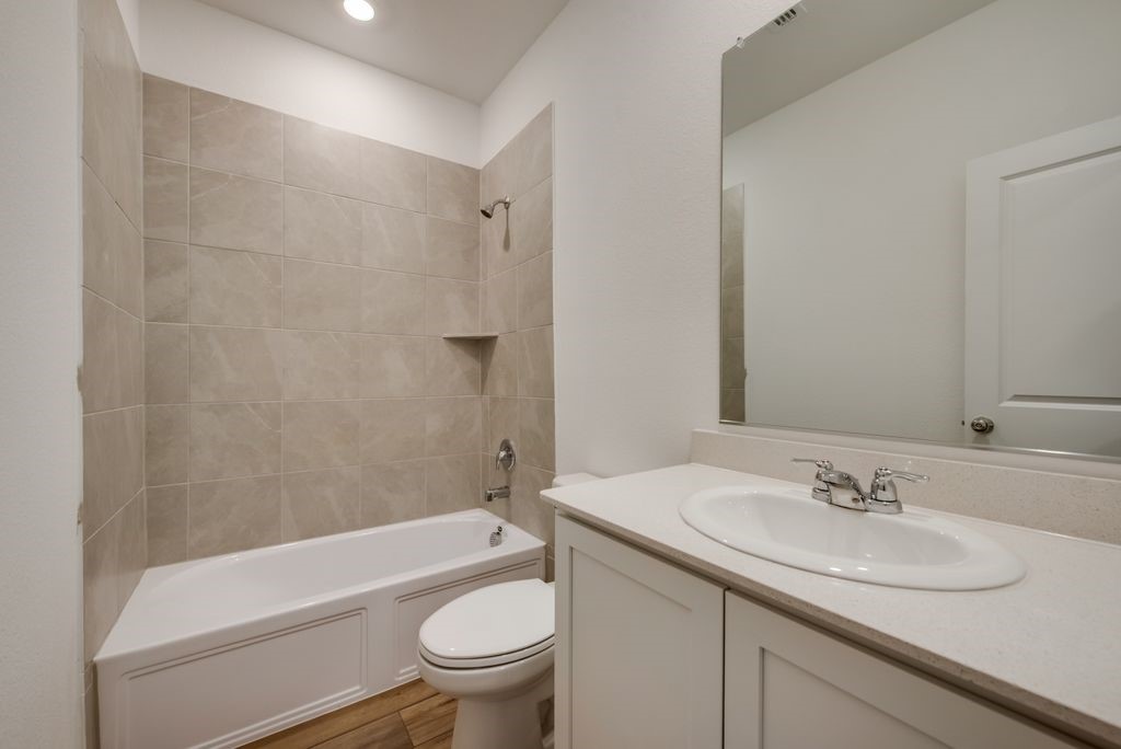 204 Coconut Drive Azle TX 76020