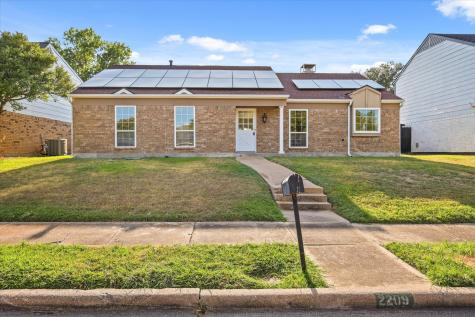 2209 Saharah Drive Garland TX 75044