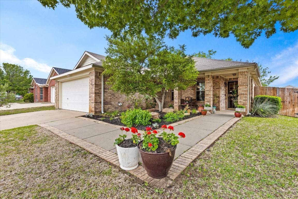5032 Valley Village Drive Fort Worth TX 76123