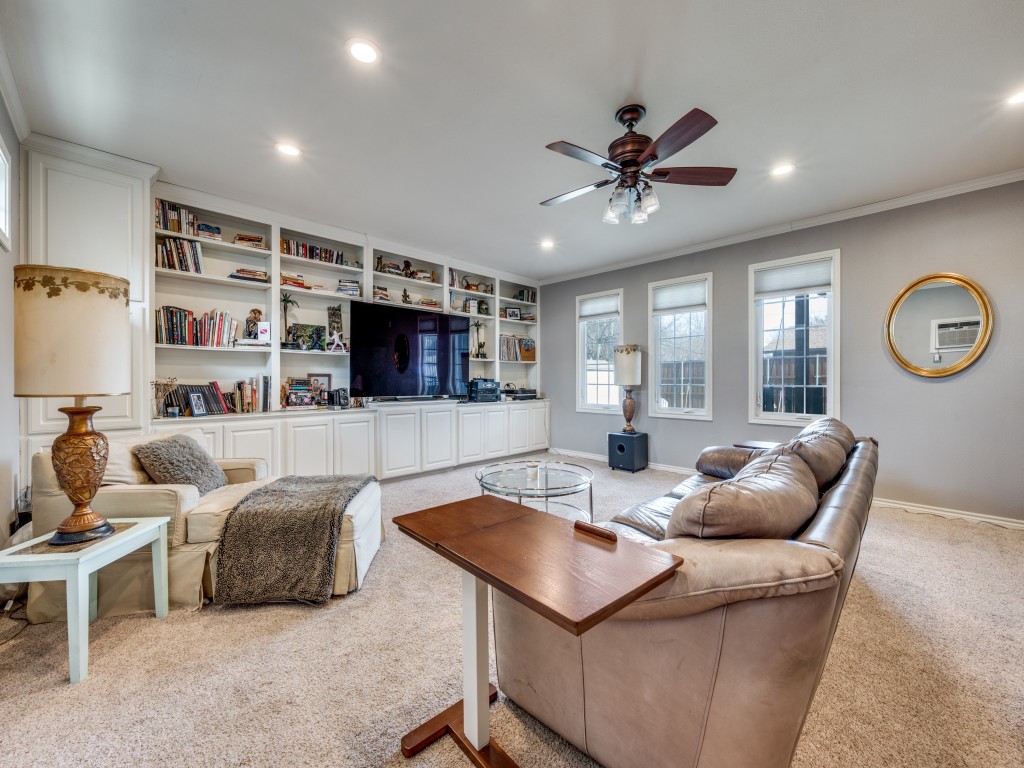 9835 Estate Lane Dallas TX 75238