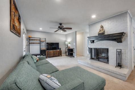 9835 Estate Lane Dallas TX 75238