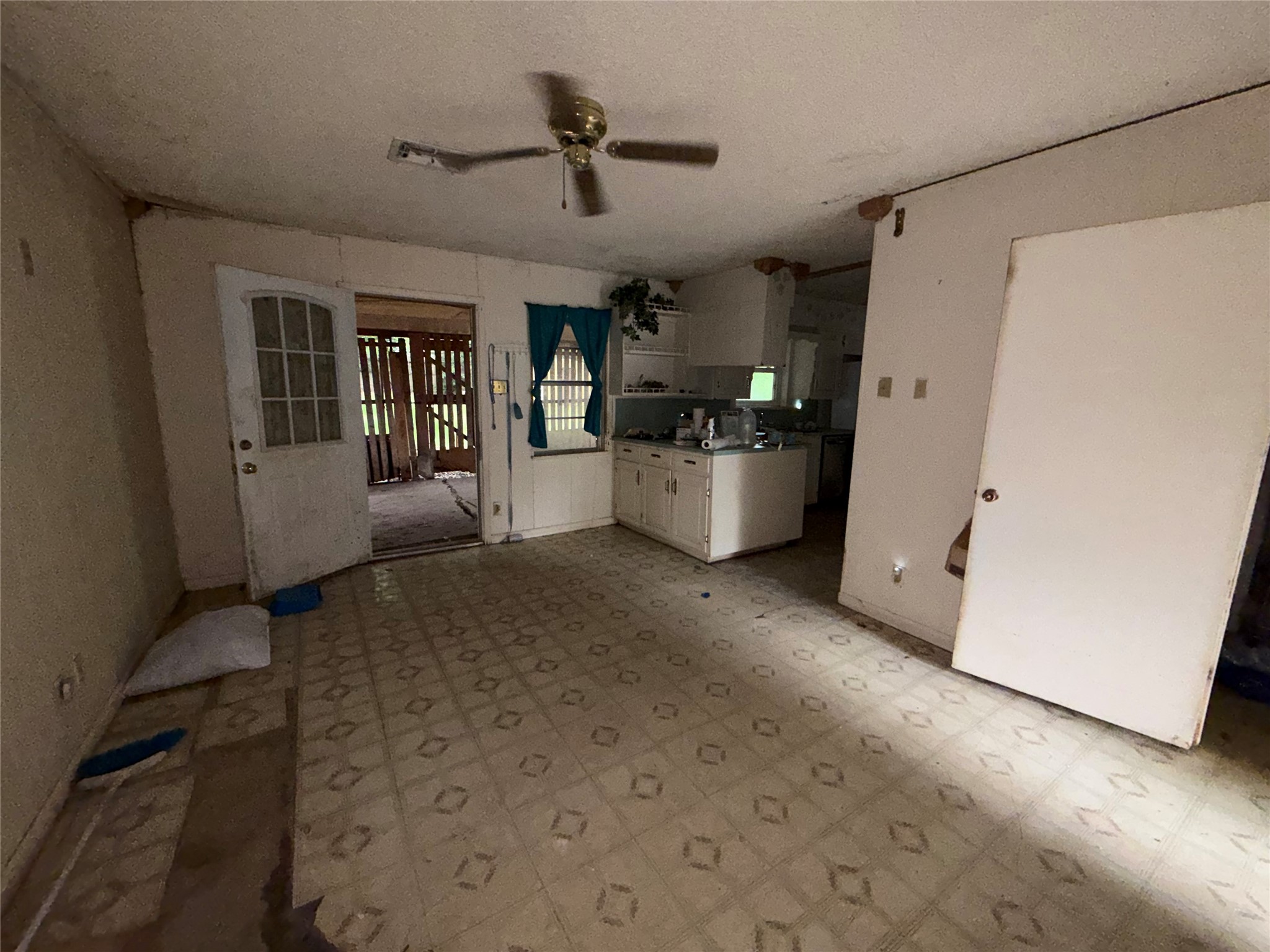 120 E Dawn Drive Robinson TX 76706
