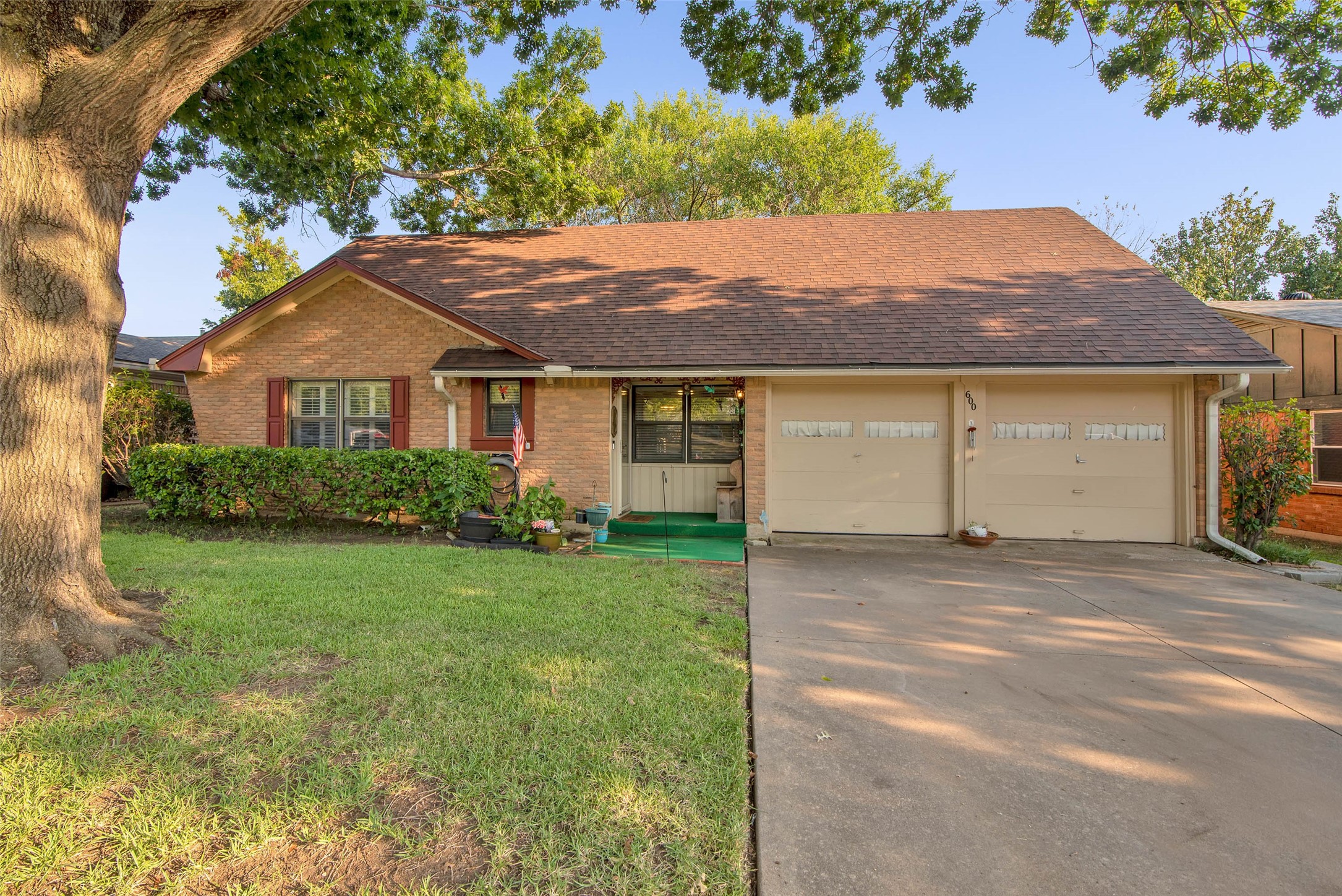 600 W Pelton Street Sherman TX 75092