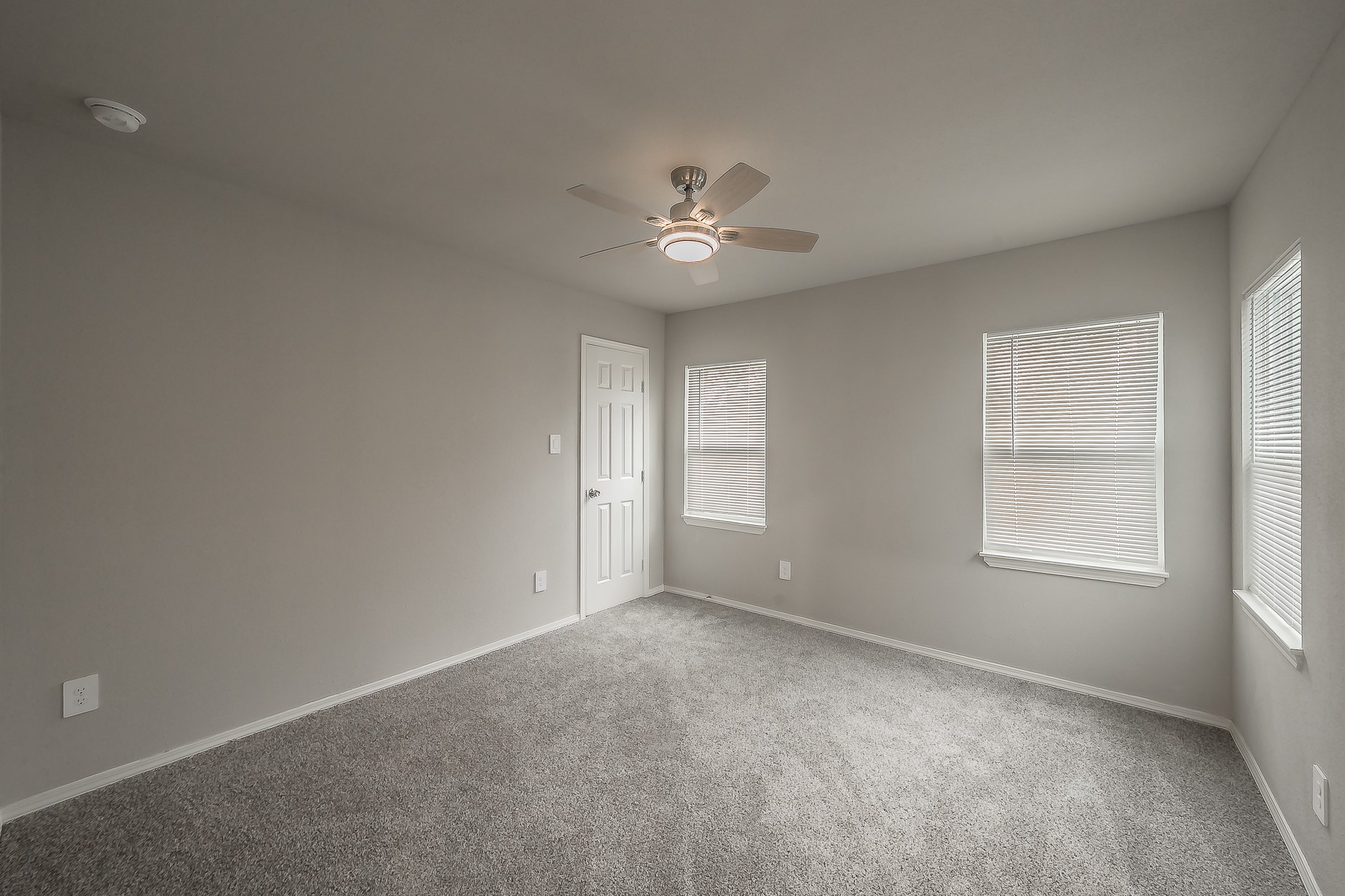 2635 Belknap Avenue Dallas TX 75216