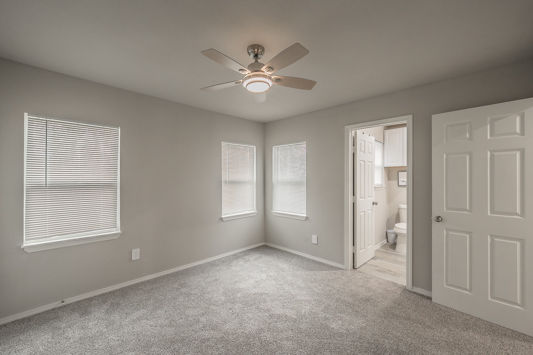 2635 Belknap Avenue Dallas TX 75216