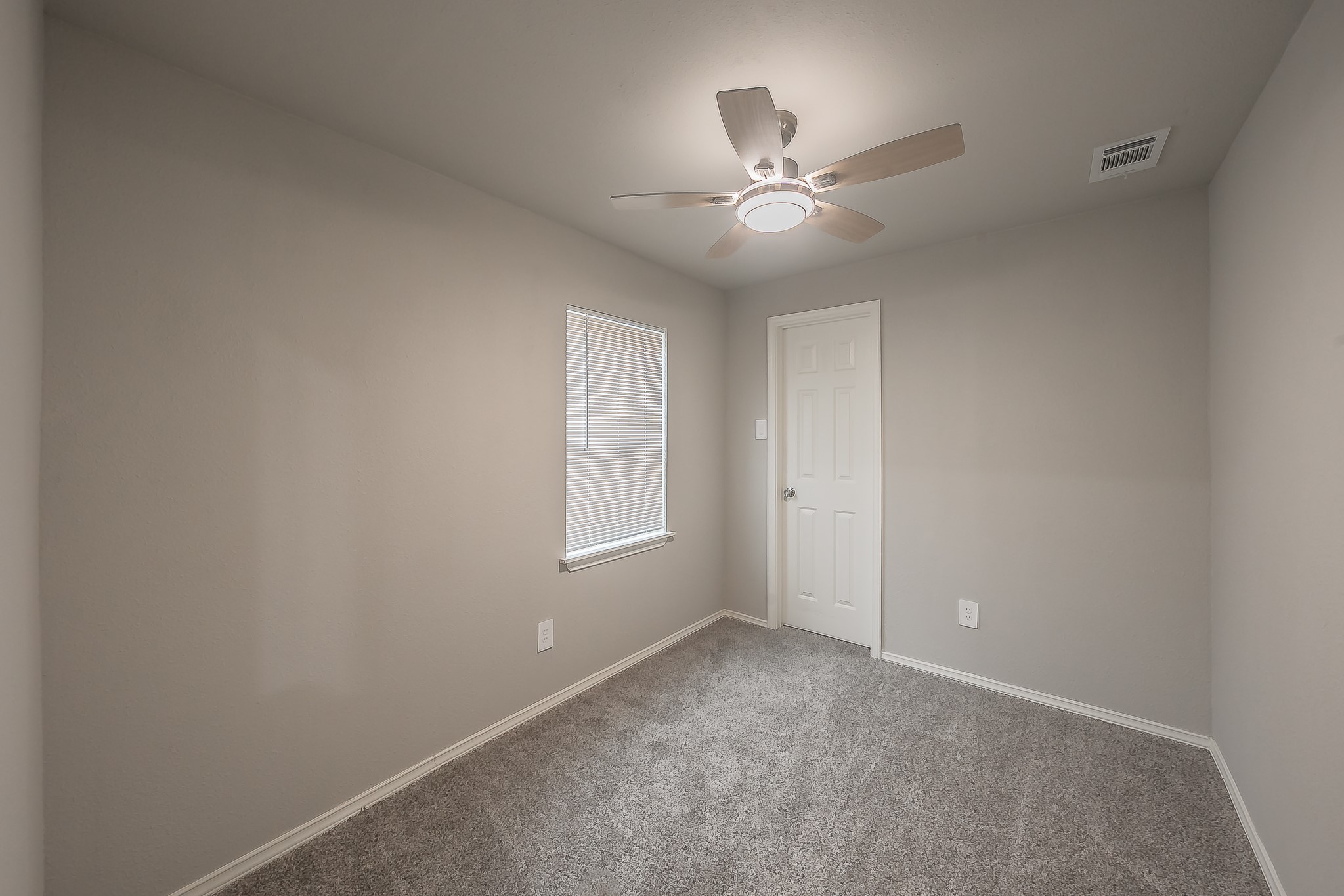 2635 Belknap Avenue Dallas TX 75216