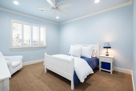 6431 Stichter Avenue Dallas TX 75230