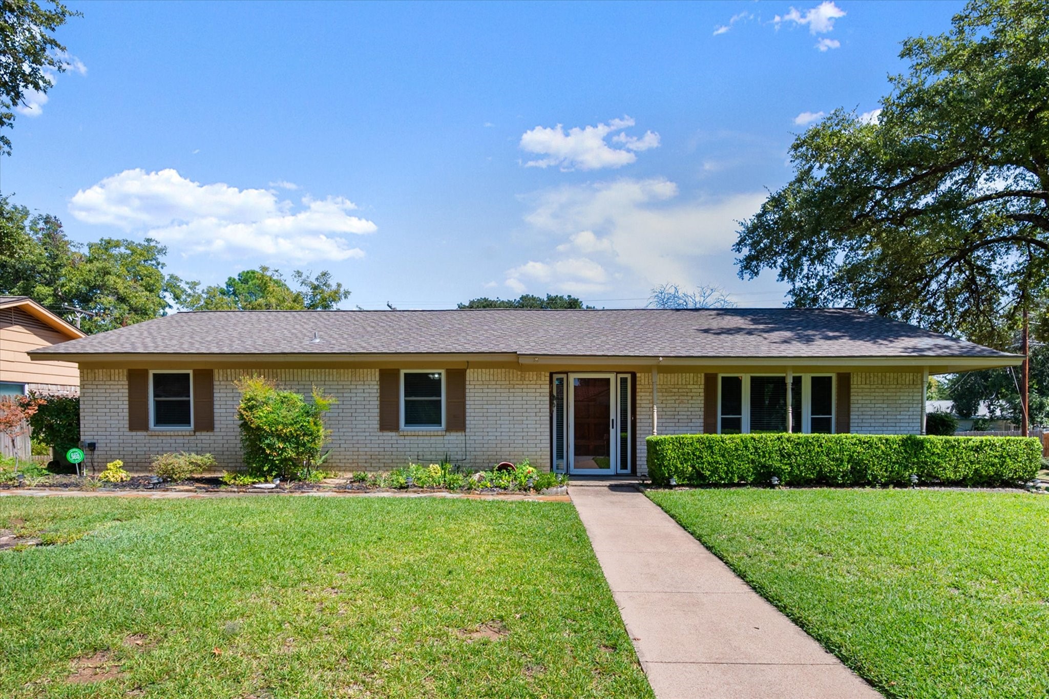 2517 Monterrey Street Arlington TX 76015
