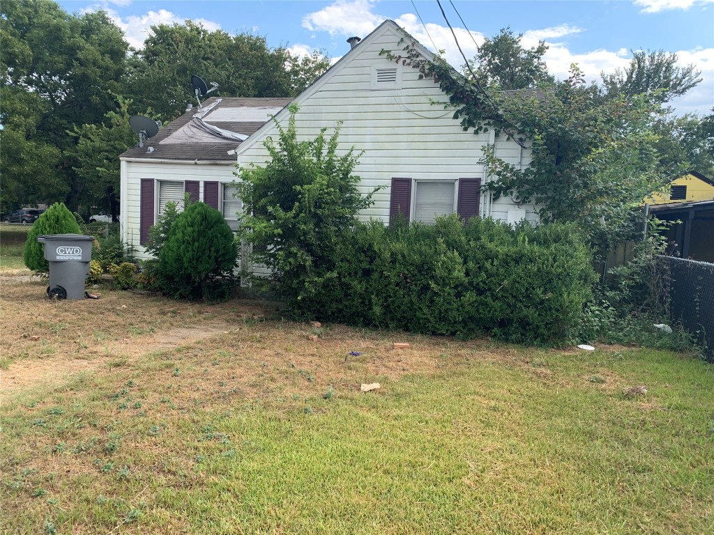 212 W 8th Street Lancaster TX 75146