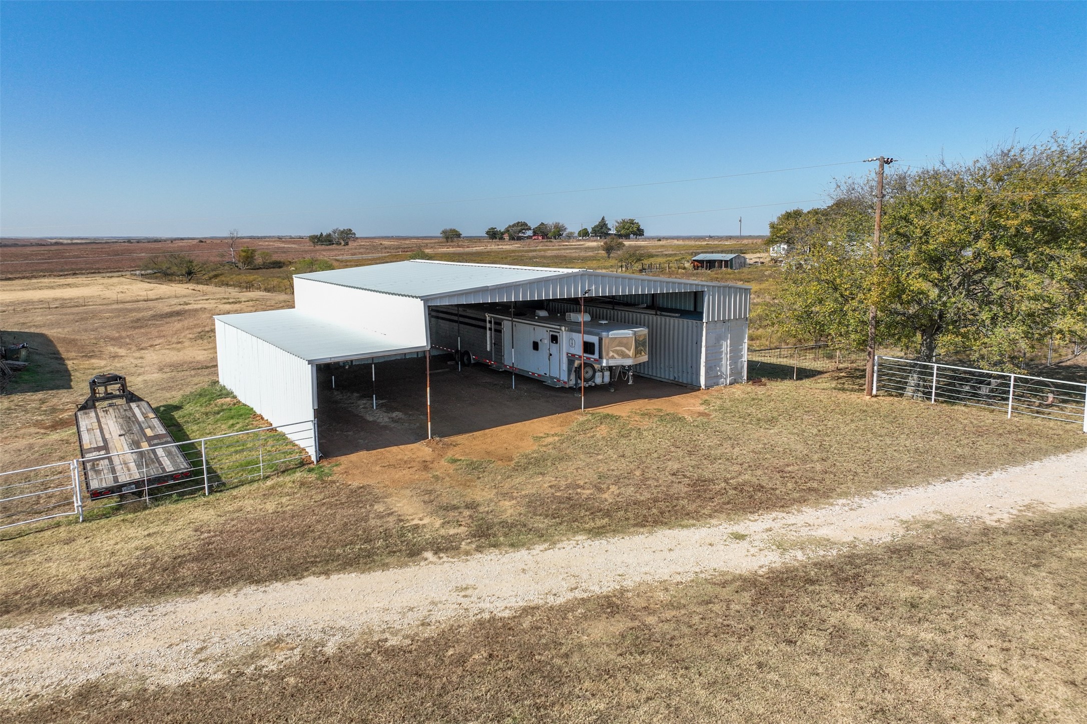 945 Quarter Horse Lane Bellevue TX 76228