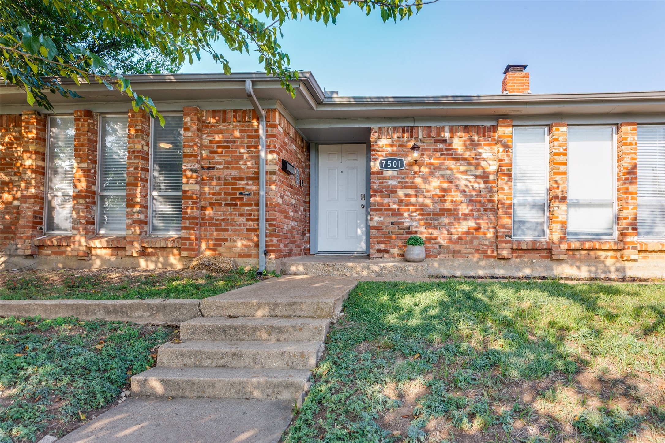 7501 Trimble Drive Fort Worth TX 76134