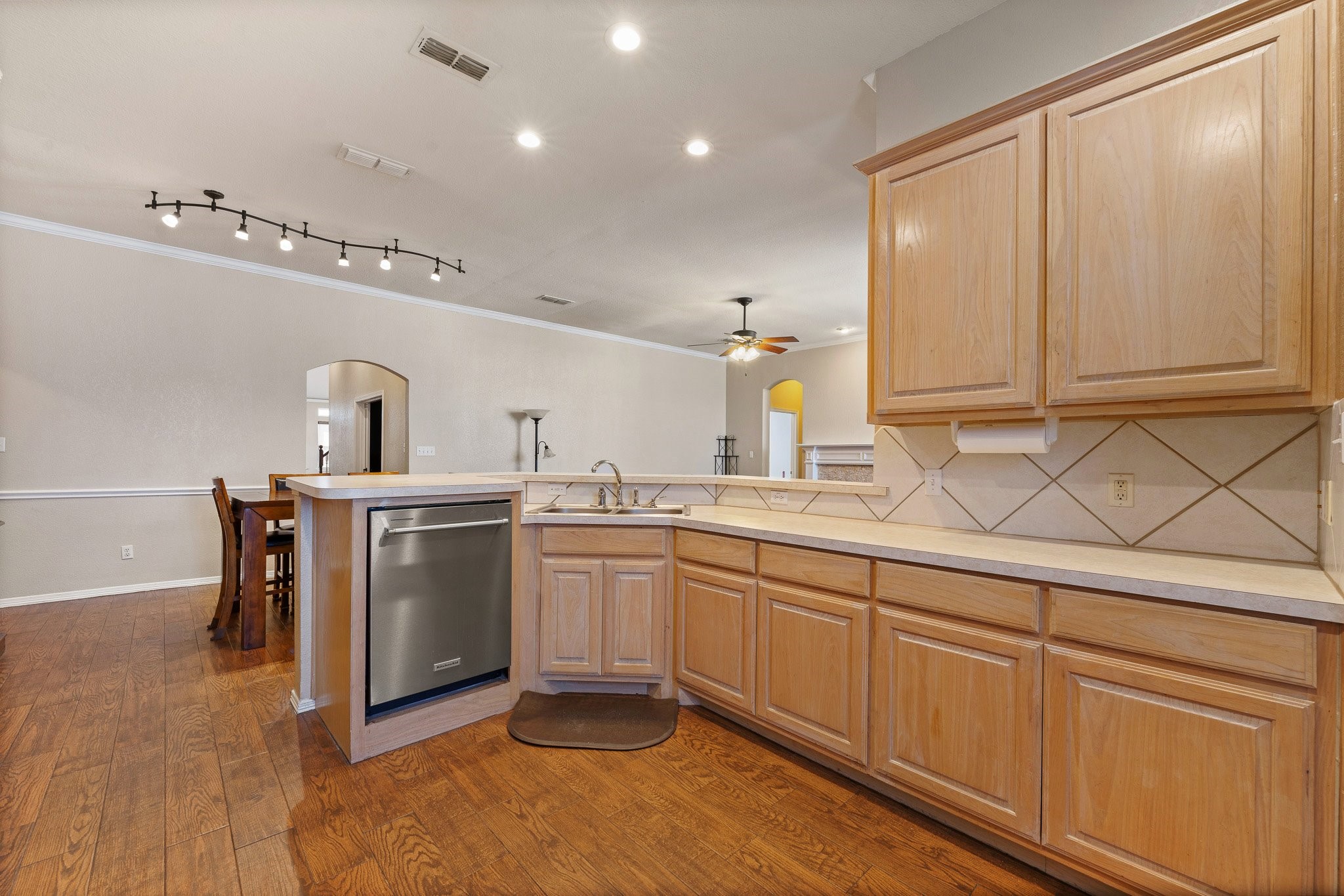 3004 Glenwood Drive Joshua TX 76058