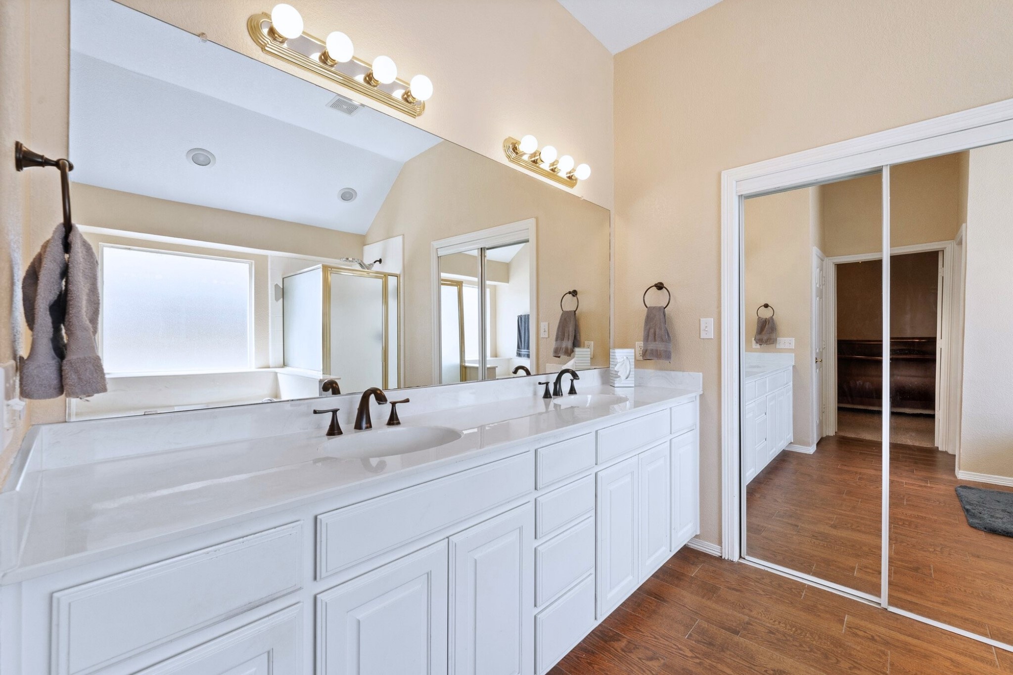 3004 Glenwood Drive Joshua TX 76058