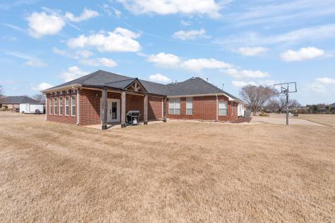 3004 Glenwood Drive Joshua TX 76058