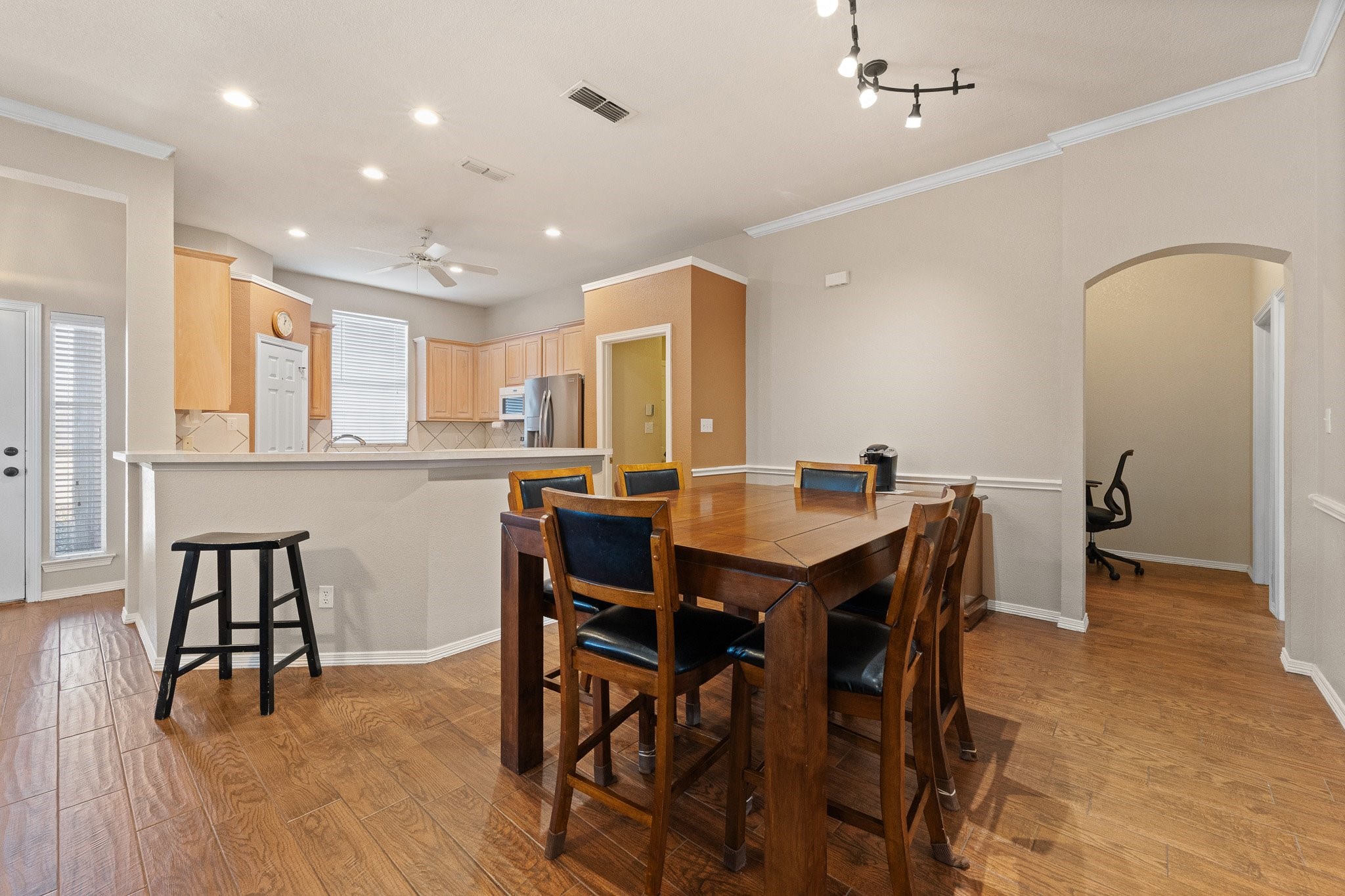 3004 Glenwood Drive Joshua TX 76058