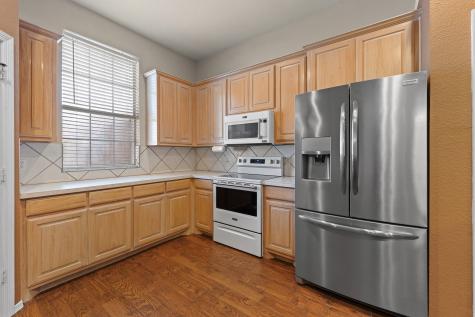 3004 Glenwood Drive Joshua TX 76058
