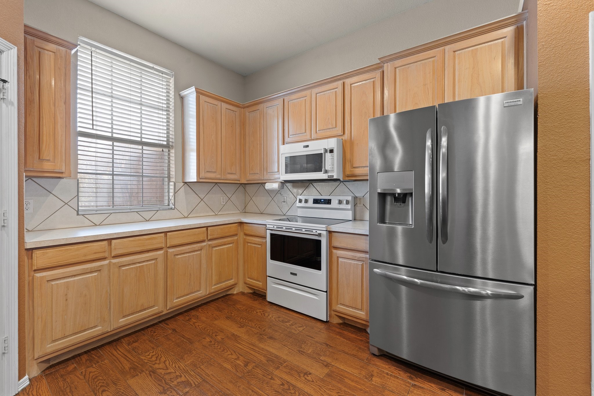 3004 Glenwood Drive Joshua TX 76058