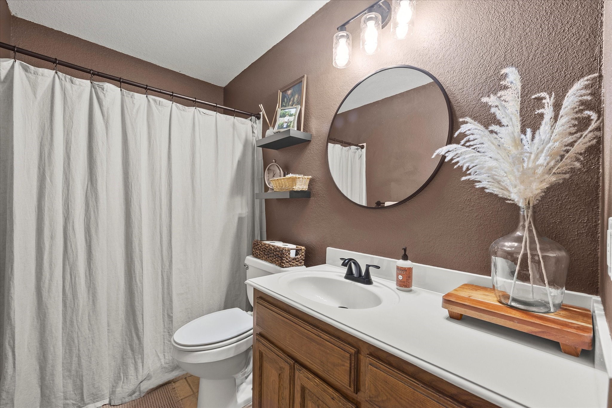 328 Comanche Trail West Tawakoni TX 75474