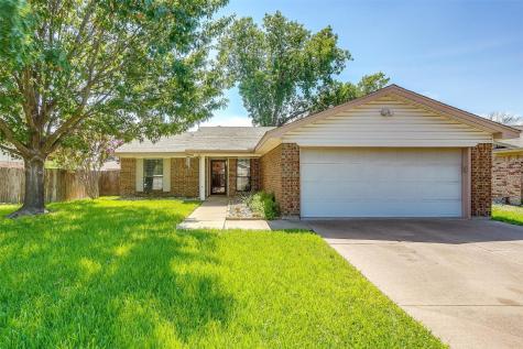 3736 Greenstone Drive Fort Worth TX 76137