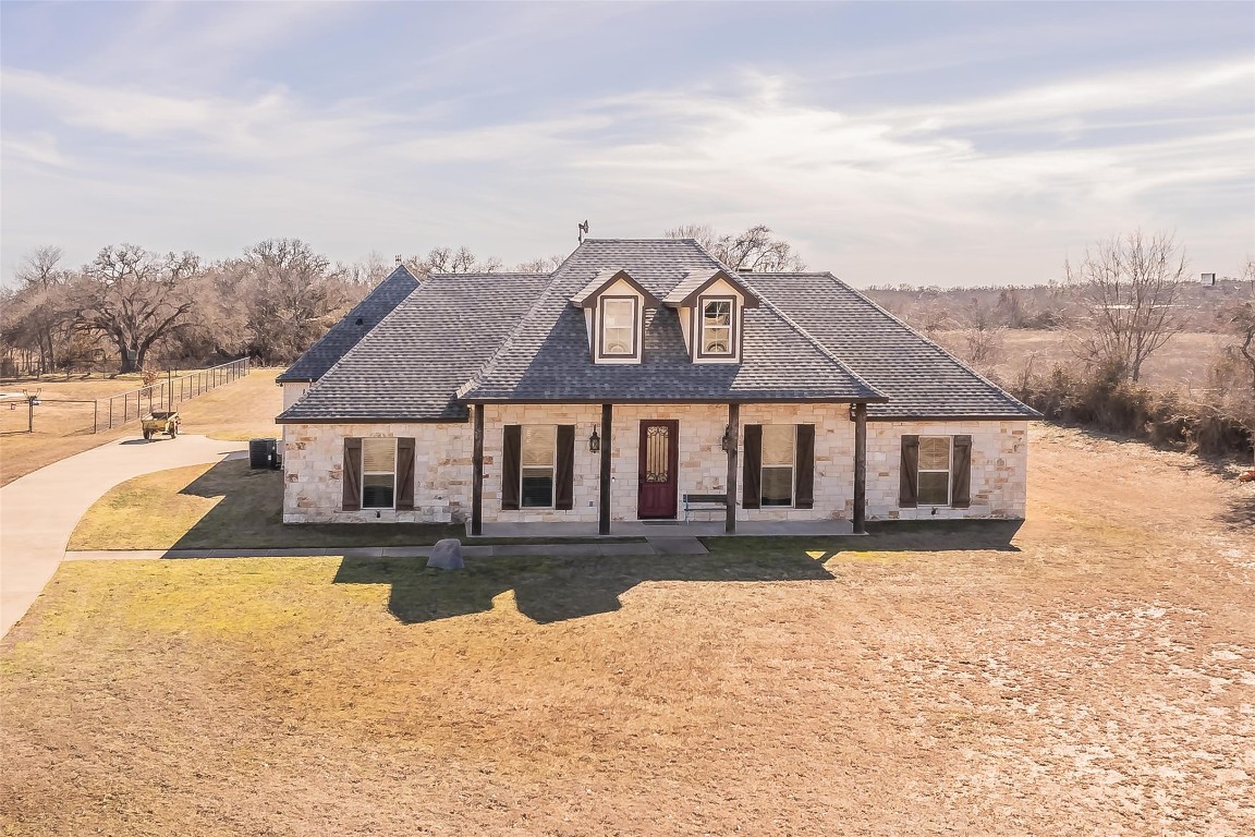 142 Oakwood Creek Lane Weatherford TX 76088