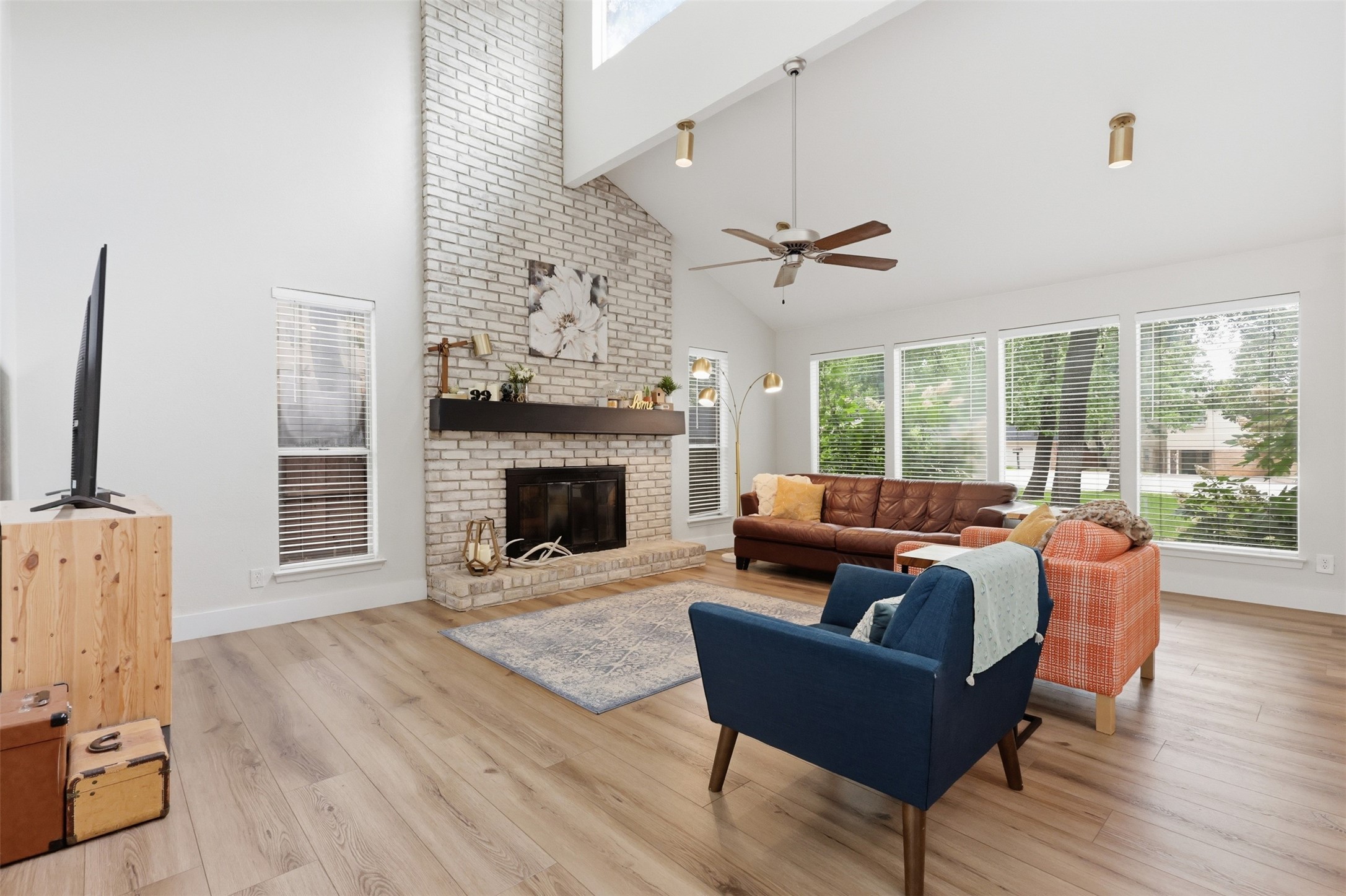 5800 Thoreau Lane Arlington TX 76016