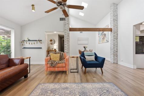 5800 Thoreau Lane Arlington TX 76016