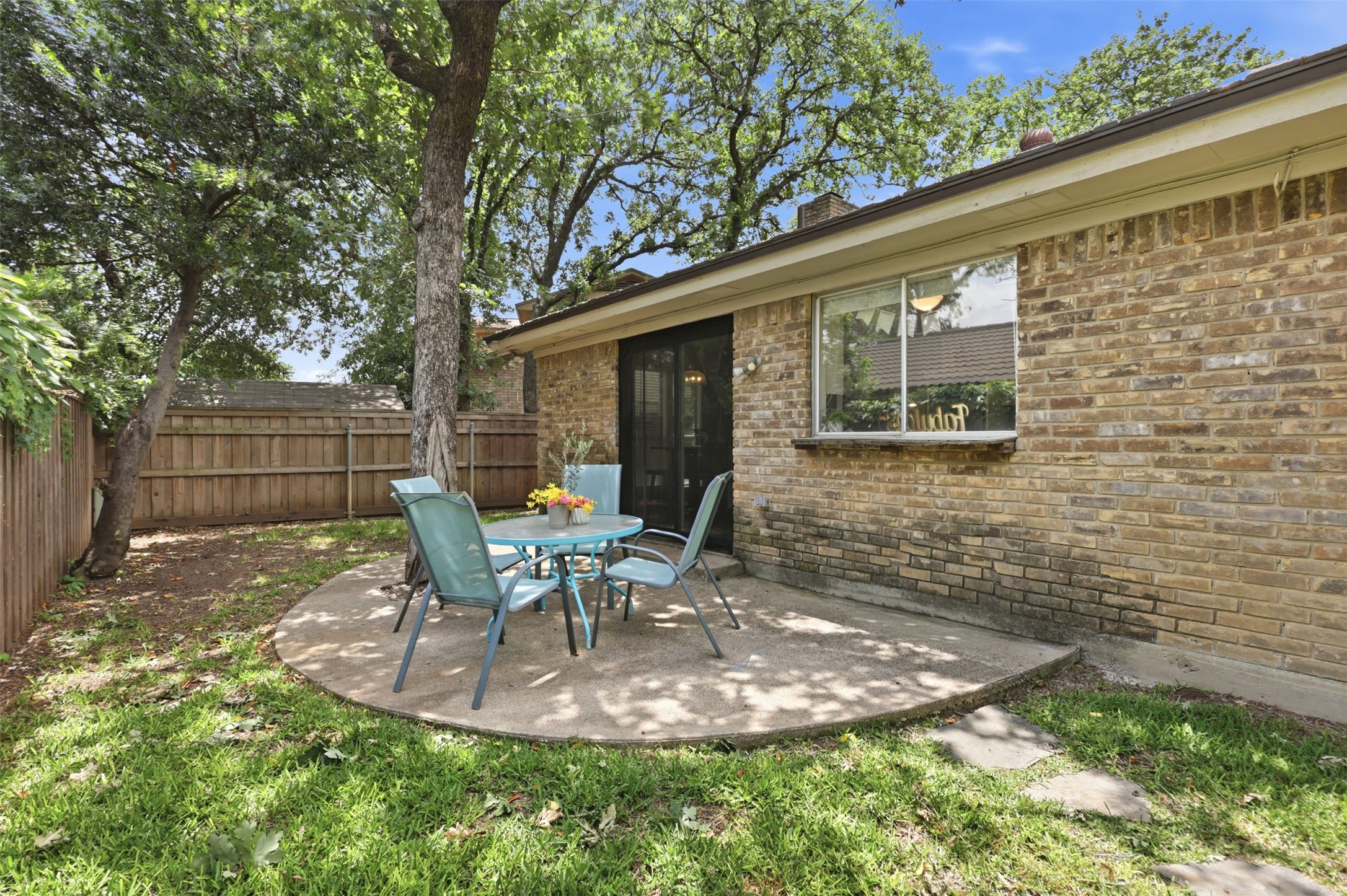 5800 Thoreau Lane Arlington TX 76016