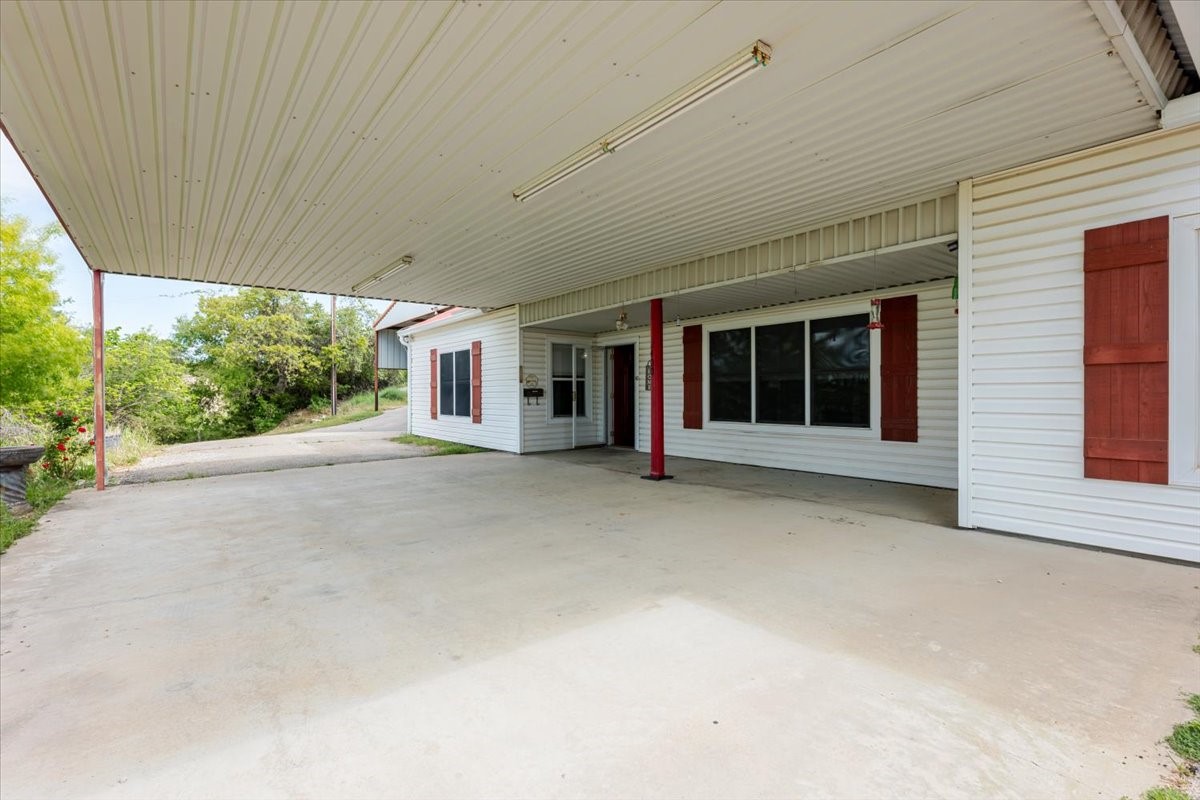 2400 Carter Road Springtown TX 76082