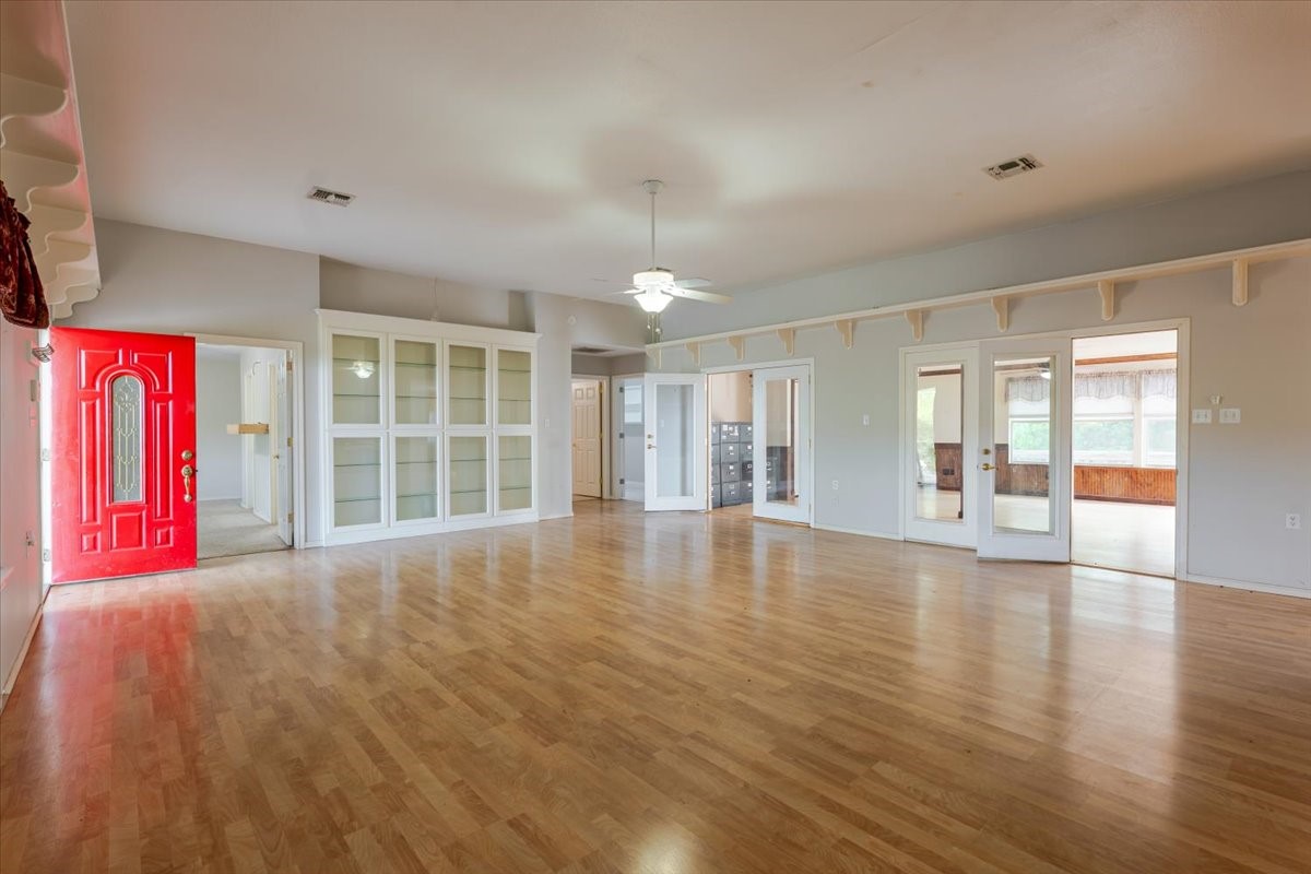 2400 Carter Road Springtown TX 76082