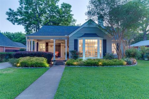 203 N Clay Street Ennis TX 75119