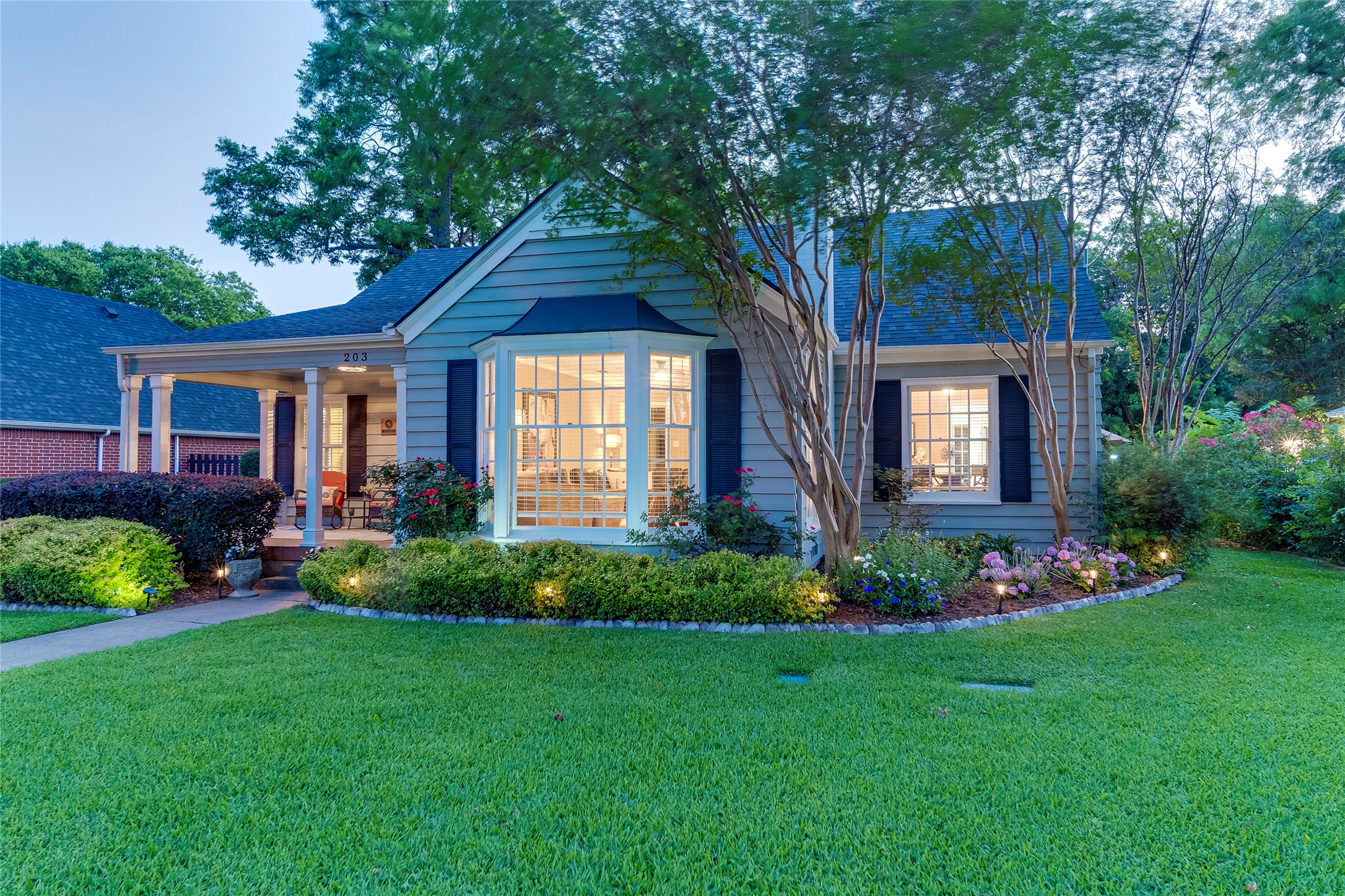 203 N Clay Street Ennis TX 75119