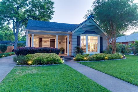 203 N Clay Street Ennis TX 75119