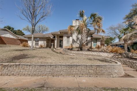 2929 S Creekwood Drive Grapevine TX 76051
