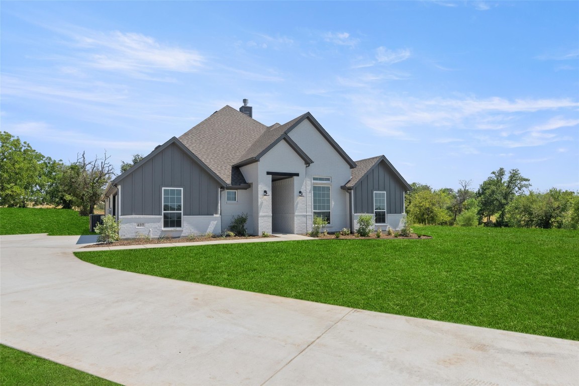 437 Herb Stephens Jr Way Springtown TX 76082