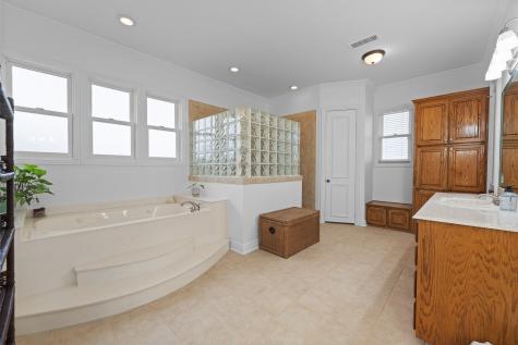 4520 S Nolan River Road Cleburne TX 76033