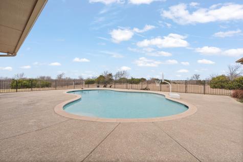 4520 S Nolan River Road Cleburne TX 76033