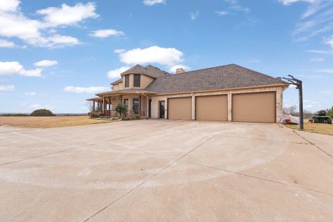 4520 S Nolan River Road Cleburne TX 76033